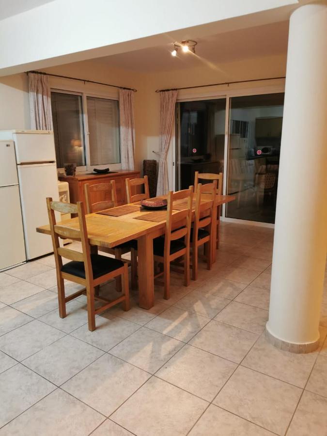 Villa Vista Пафос Экстерьер фото