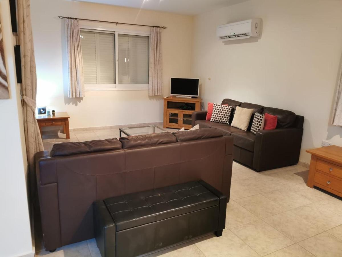 Villa Vista Пафос Экстерьер фото